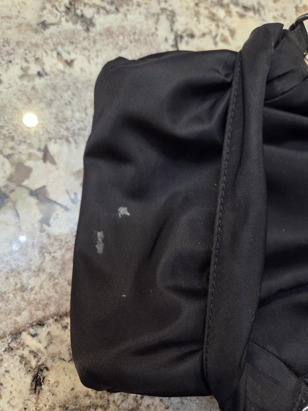 lululemon 2L Black Crossbody Bag - Picture 8 of 13